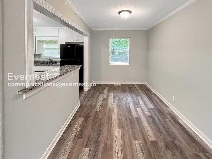 2913 Debra Dr - Photo 4 of 15