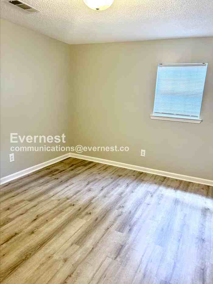 1104 Oak Creek Trl Ne - Photo 7 of 16