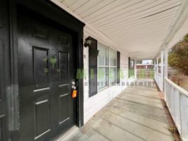 featured image of 1307 Cactus Ave #5C