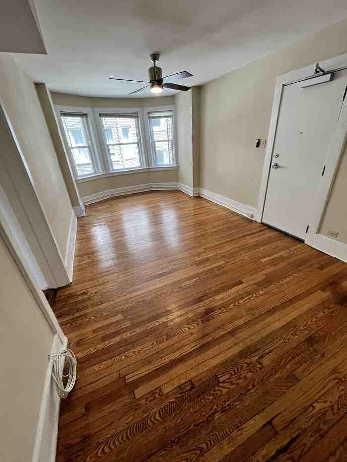 1217 Colonial Ave #A4 - Photo 5 of 13