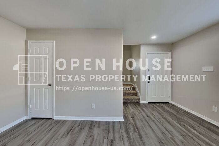 7203 Towering Pine Ln - Photo 5 of 22