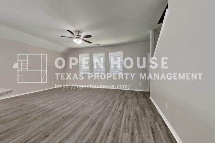 22003 Avonglen Ln - Photo 4 of 20