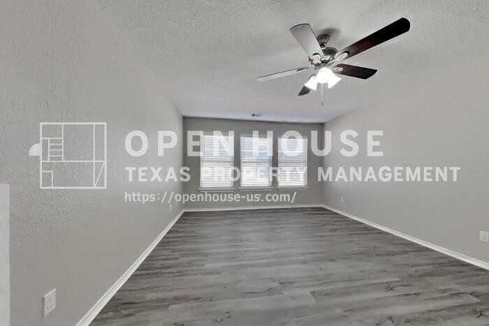 22003 Avonglen Ln - Photo 6 of 20