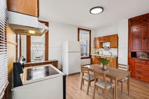 featured image of 340 E 10th St #2