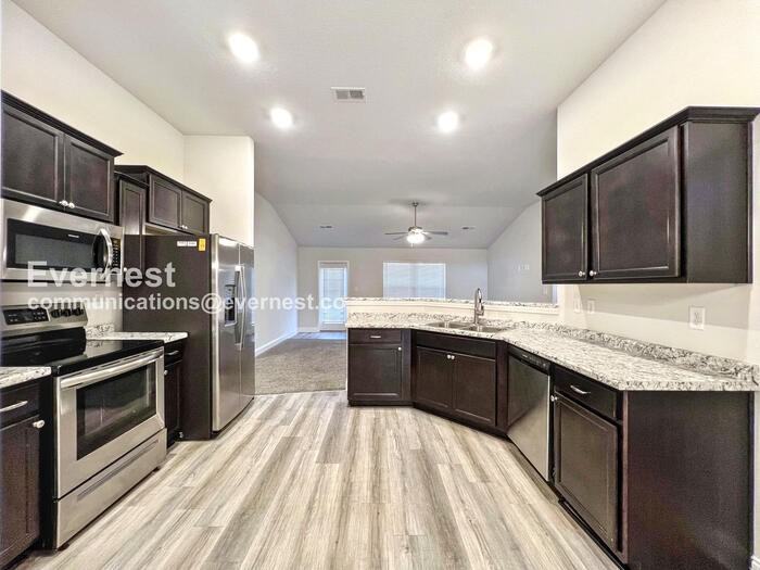 5909 Kuykendall Dr - Photo 2 of 23