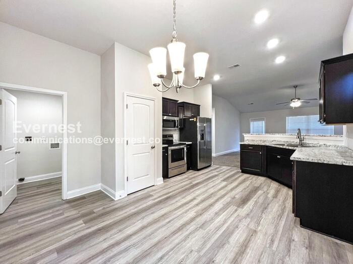 5909 Kuykendall Dr - Photo 3 of 23