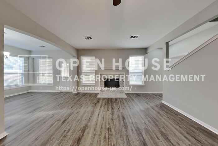 14602 Harcourt Bridge Ct - Photo 4 of 26