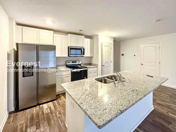 241 Koslin Loop - Photo 2 of 25