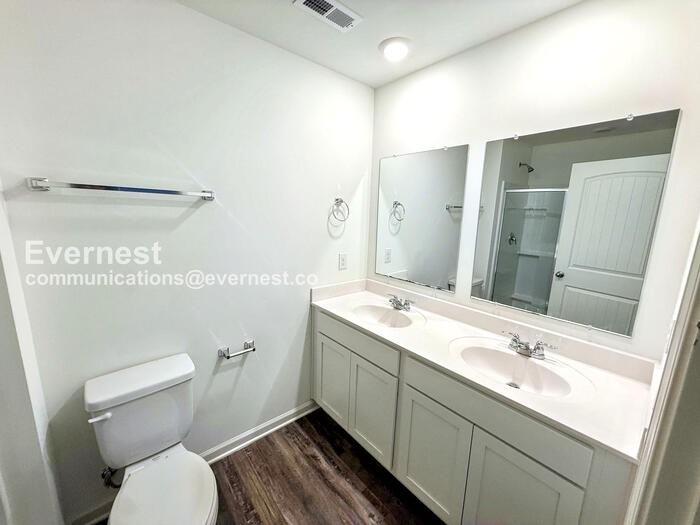 241 Koslin Loop - Photo 6 of 25