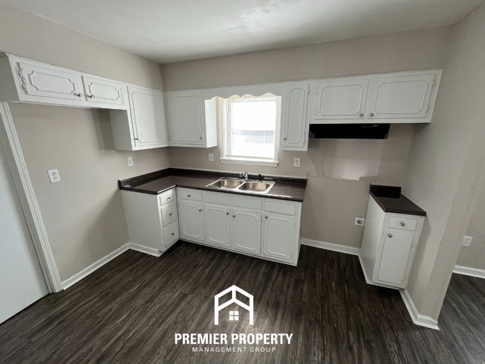 211 Burwood Dr - Photo 7 of 20