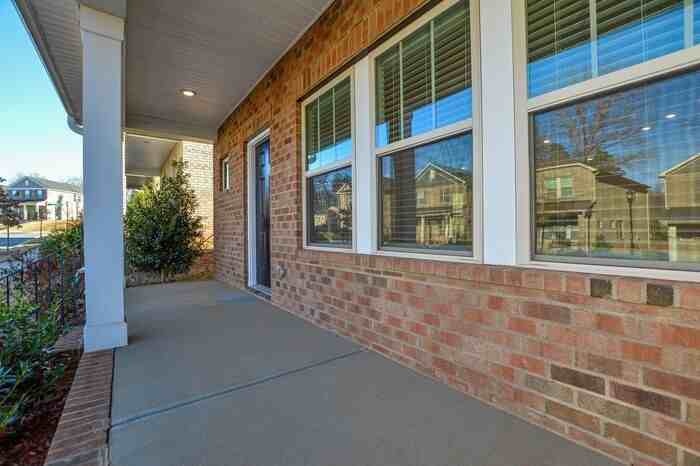 3215 Lisburn St - Photo 6 of 37