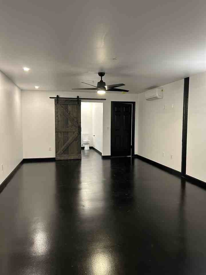 24 Beacon St #152D - Photo 5 of 8