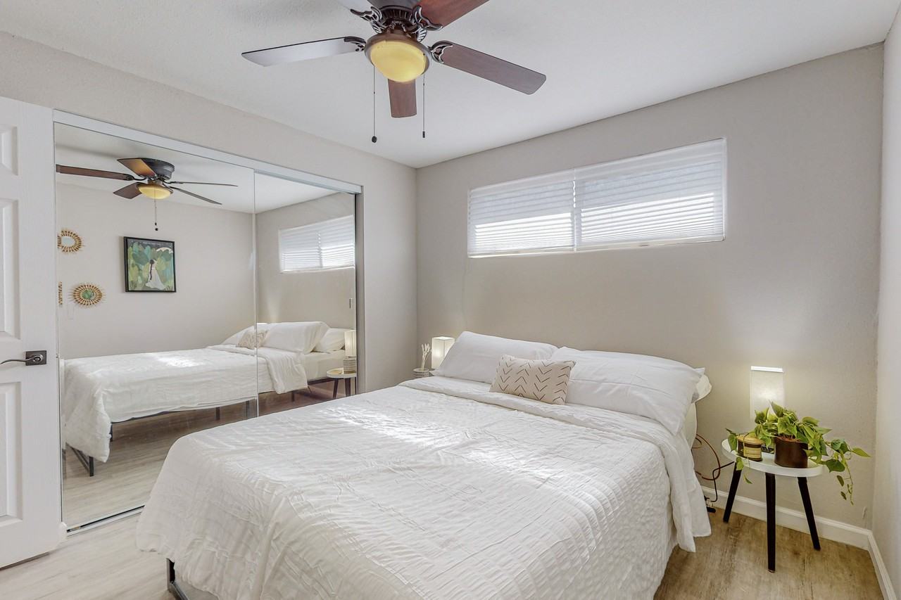 724 Truman St Ne #A - Photo 5 of 14