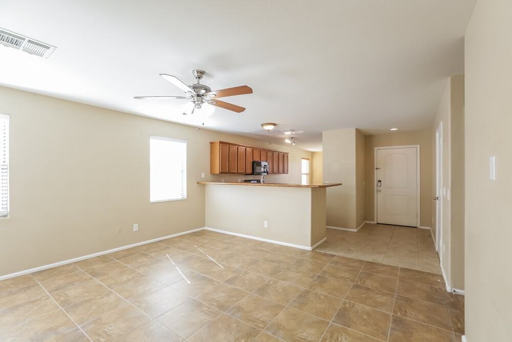 4621 W Carson Rd - Photo 5 of 16