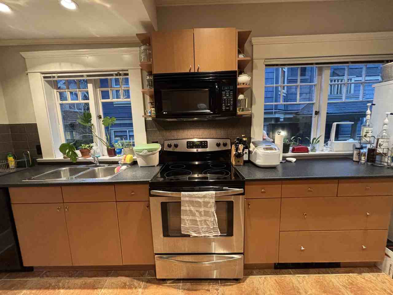 1862 West 7th Avenue - Photo 6 of 8