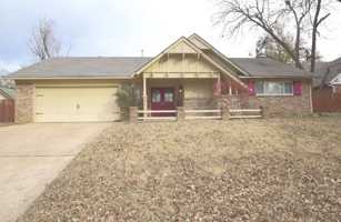 featured image of 7811 S College Ave #1