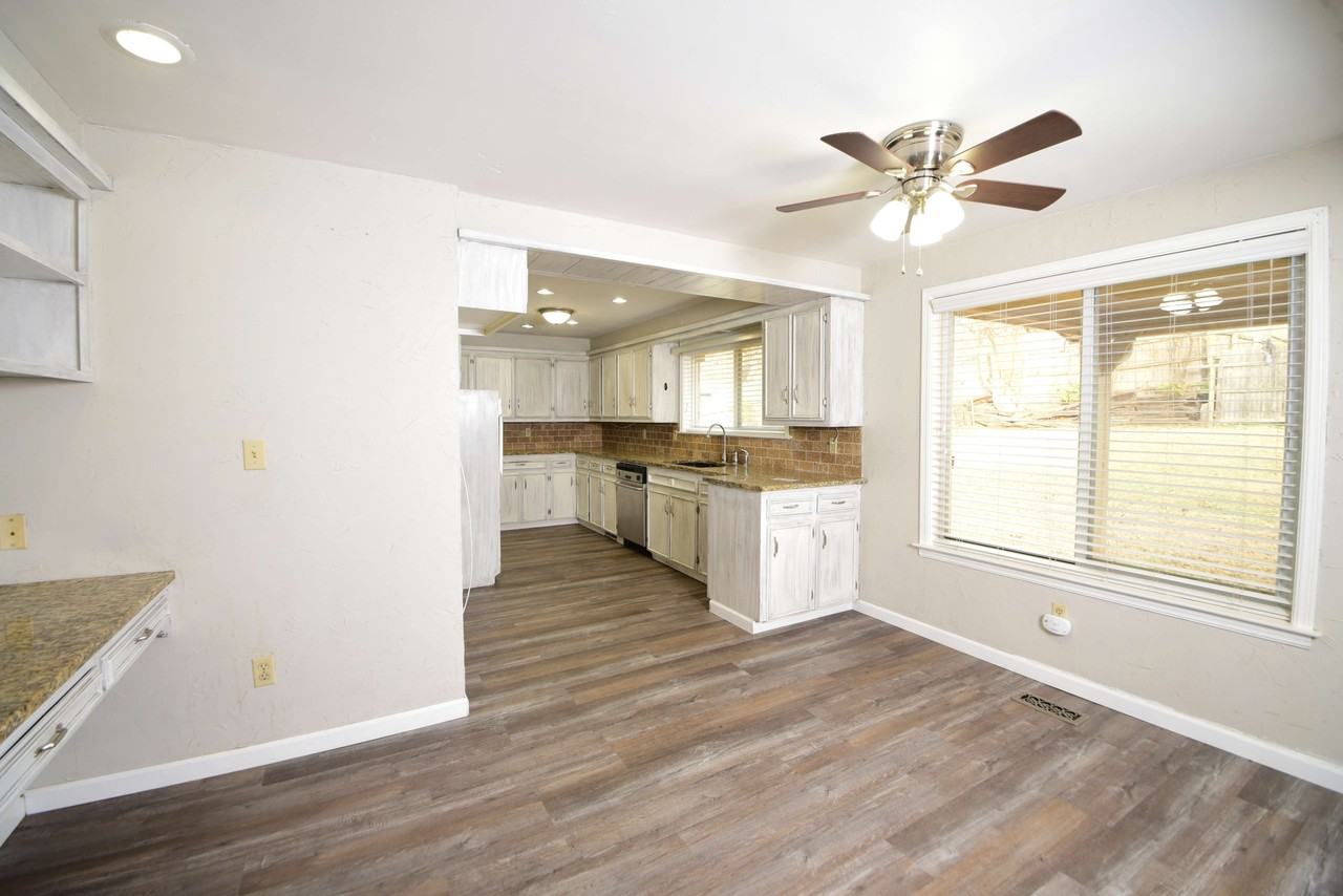 7811 S College Ave #1 - Photo 6 of 22