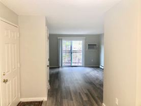 5 Oak Hill Ln #3 - Photo 1 of 1