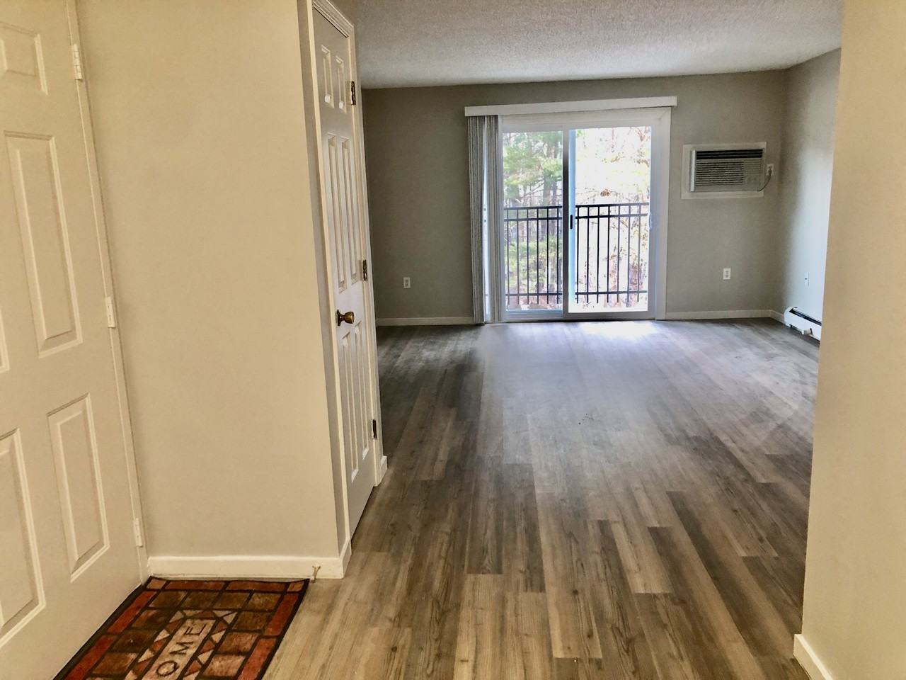 5 Oak Hill Ln #3 - Photo 7 of 18