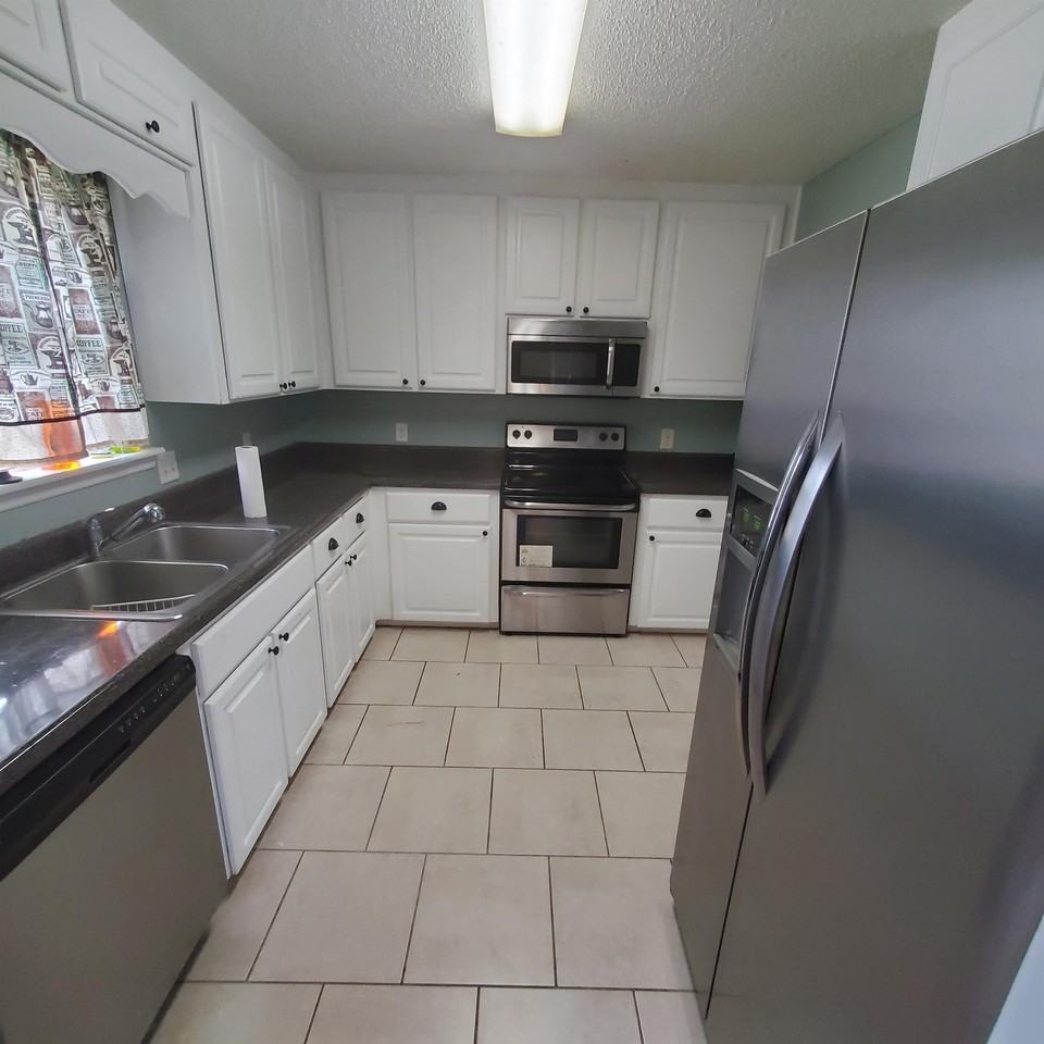 953 Wedgewood Way #1 - Photo 6 of 11