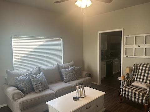 218 S Hartford St #1 - Photo 3 of 7