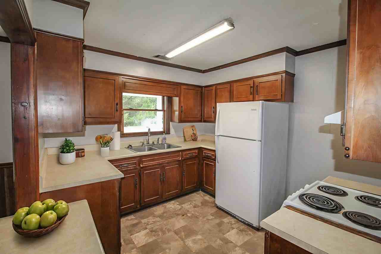 6228 Rocky Ford Rd #1 - Photo 3 of 34