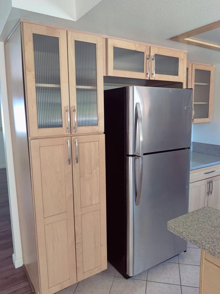 18589 Lake Forest Dr #1 - Photo 2 of 35