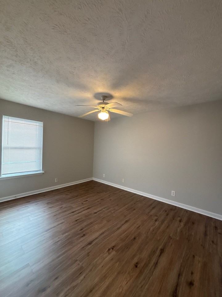 5180 Keegan Way #1 - Photo 7 of 10