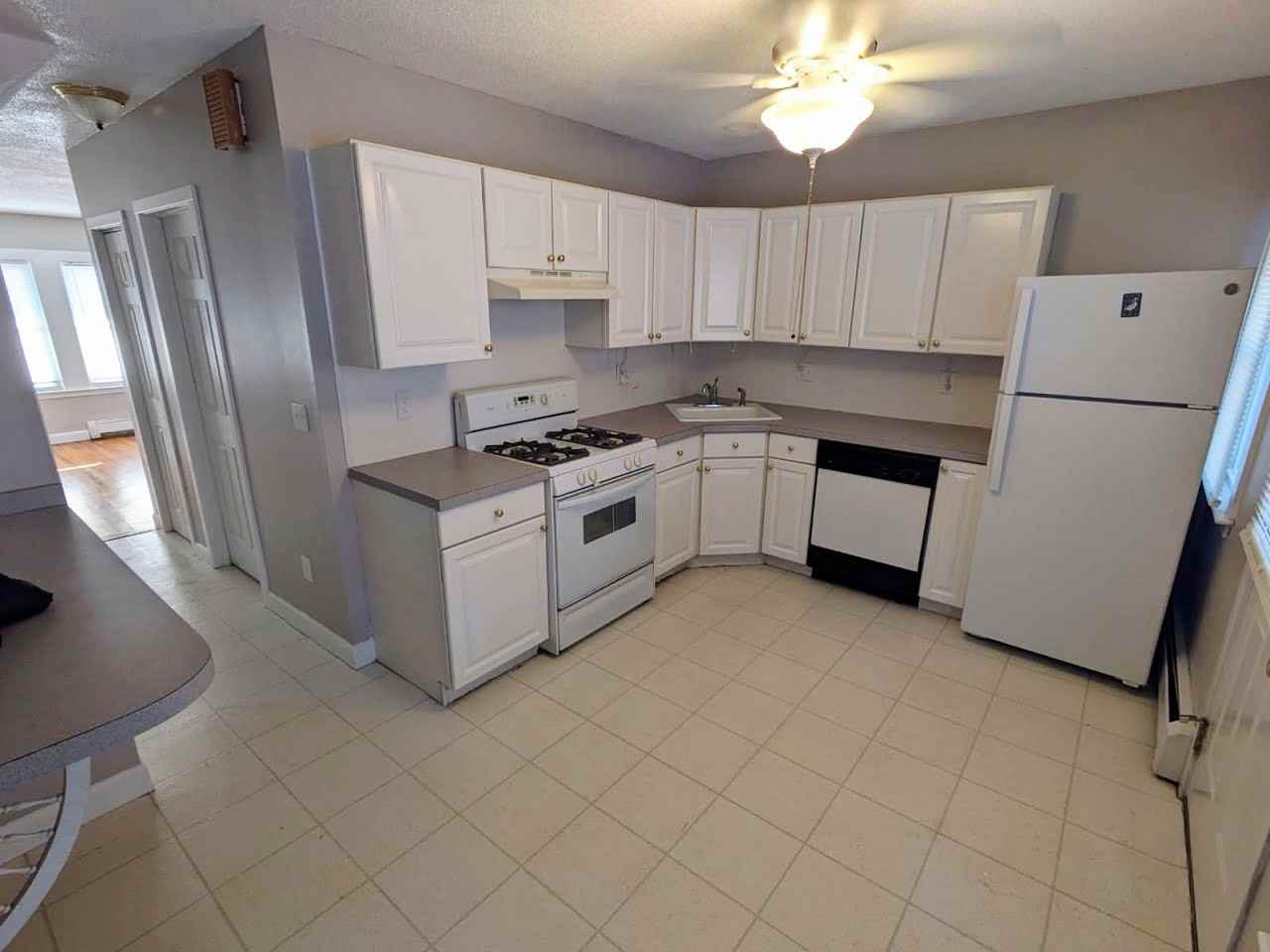 21 Asnuntuck St #21 - Photo 7 of 19