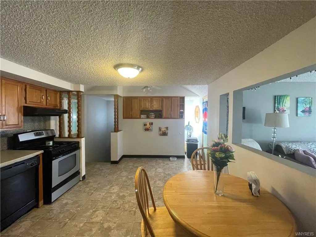 191 Helen St Lowr Left - Photo 6 of 19