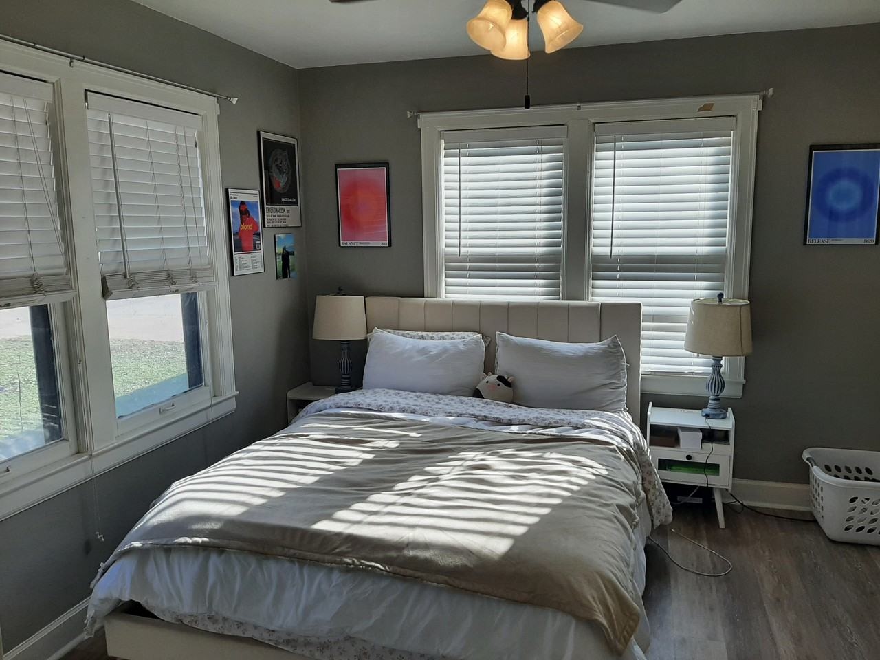 512 S Stanley St #1 - Photo 3 of 7