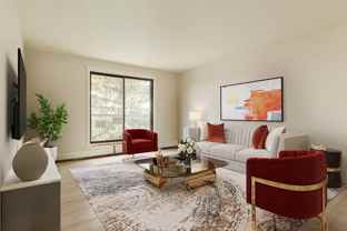 Royal Oak - Photo 1 of 1