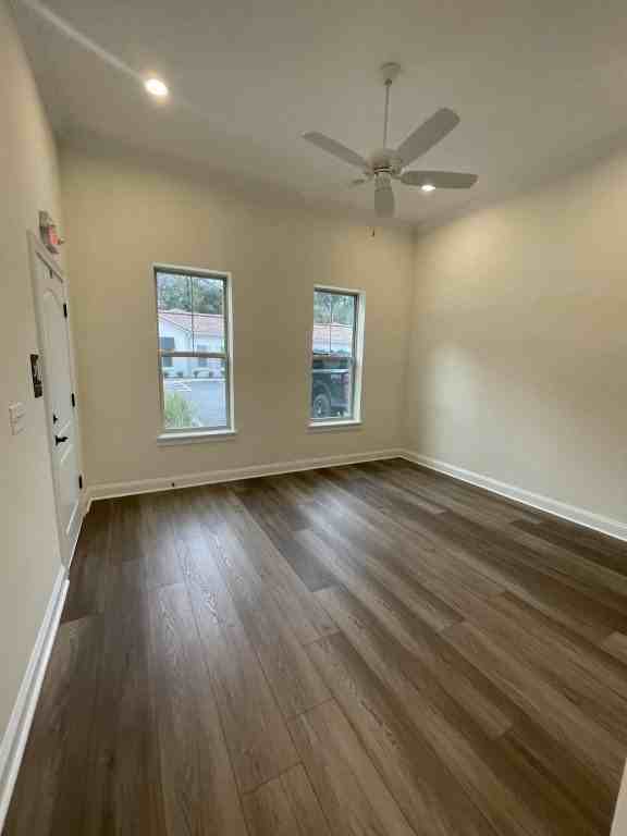 135 Land Grant  StSuite 2 #2 - Photo 3 of 12