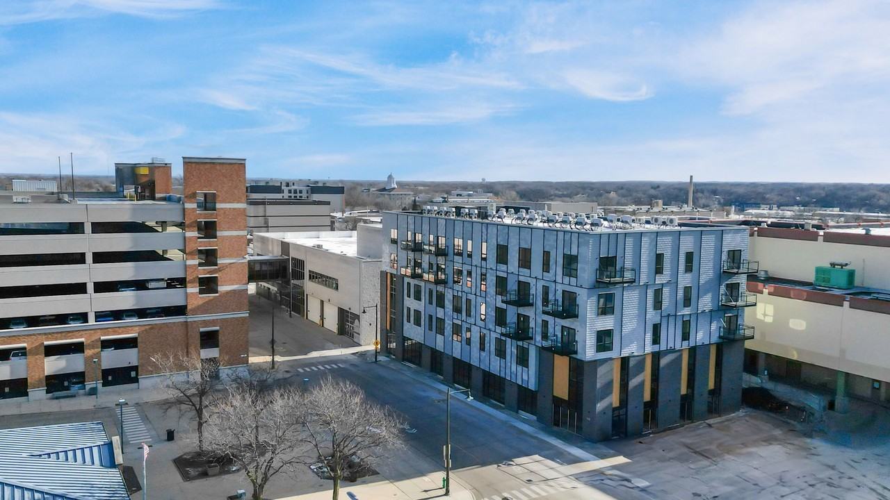 Urbane115 Apartments - Photo 2 of 50