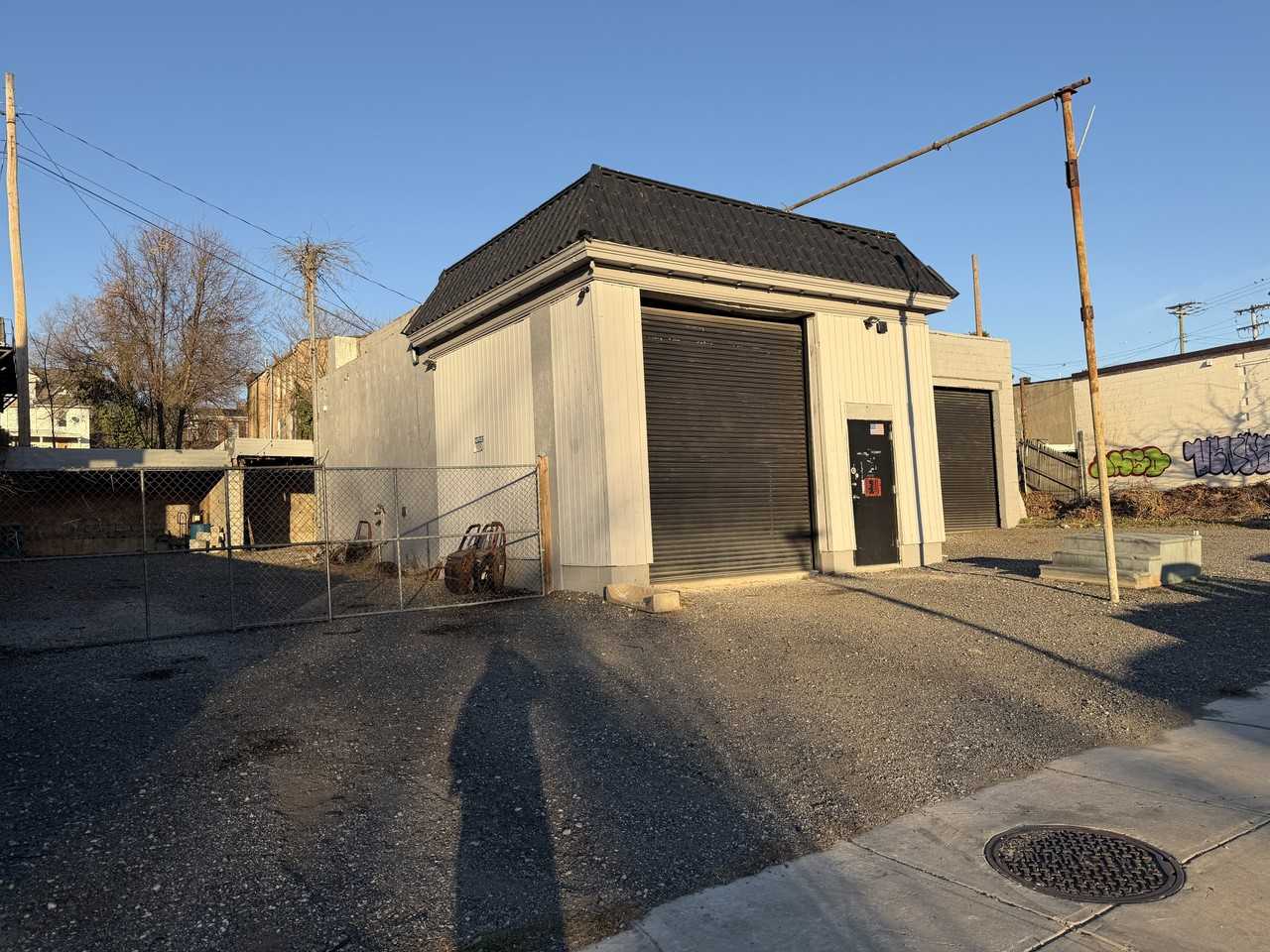 1160 Homestead St #1 - Photo 3 of 34