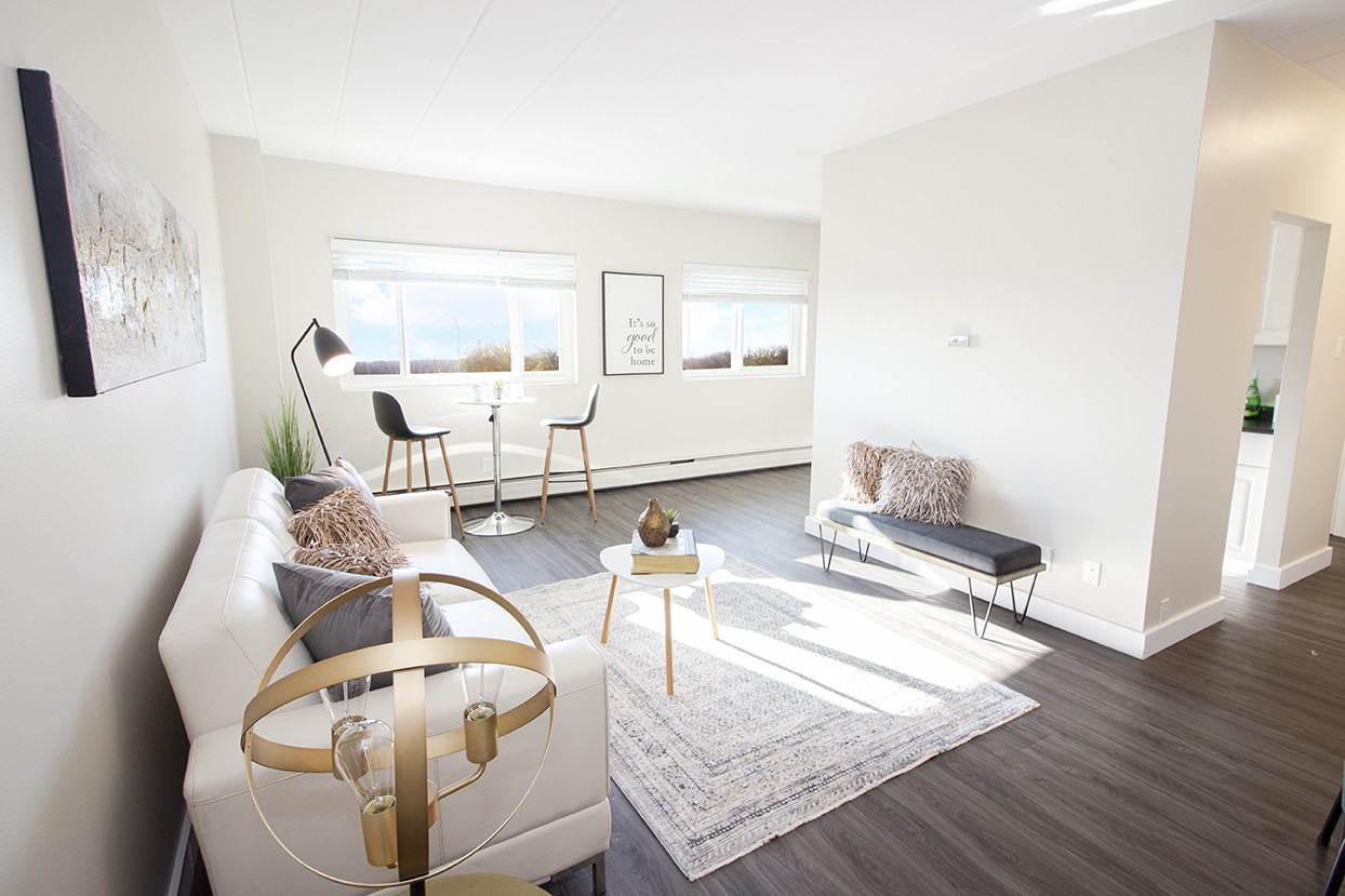 2075 Portage Avenue - Photo 3 of 17