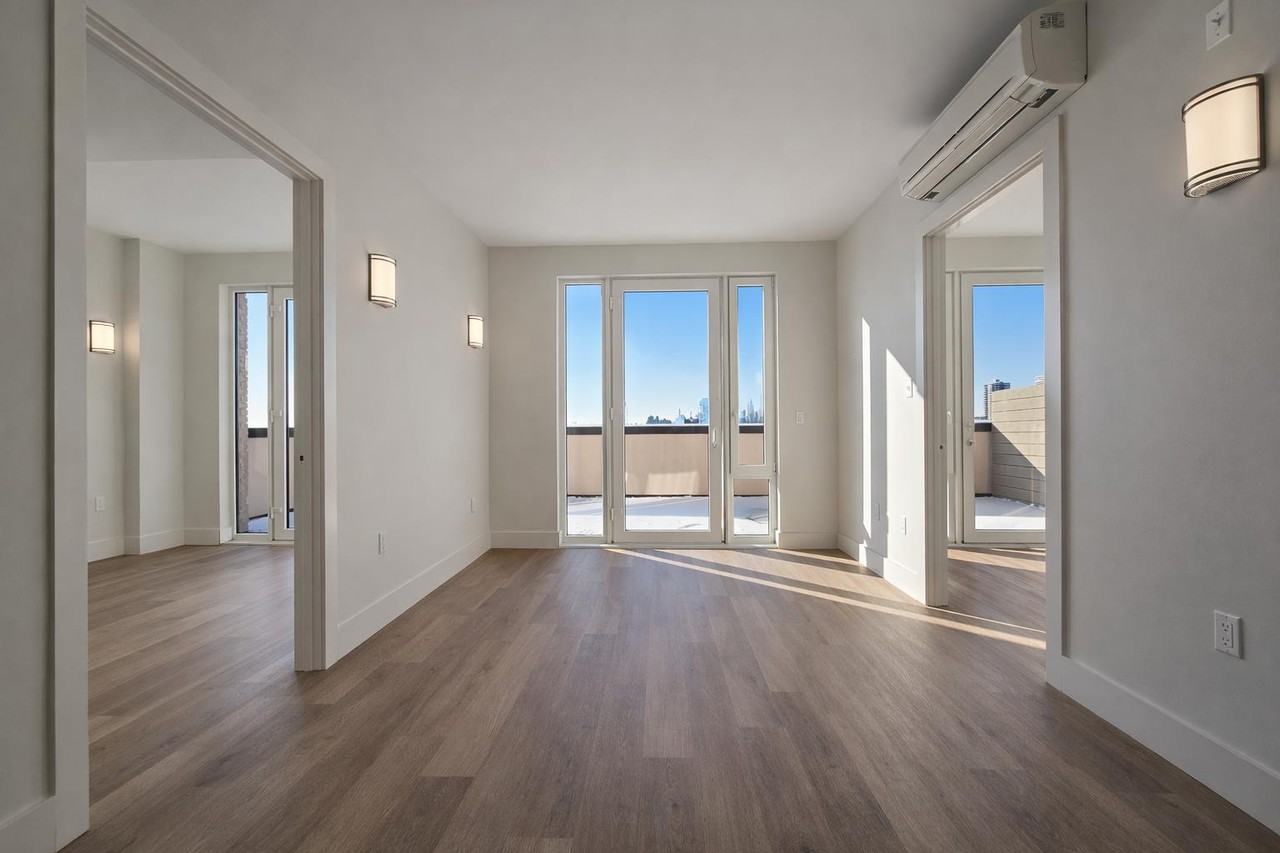 91 Bruckner Blvd - Photo 3 of 20