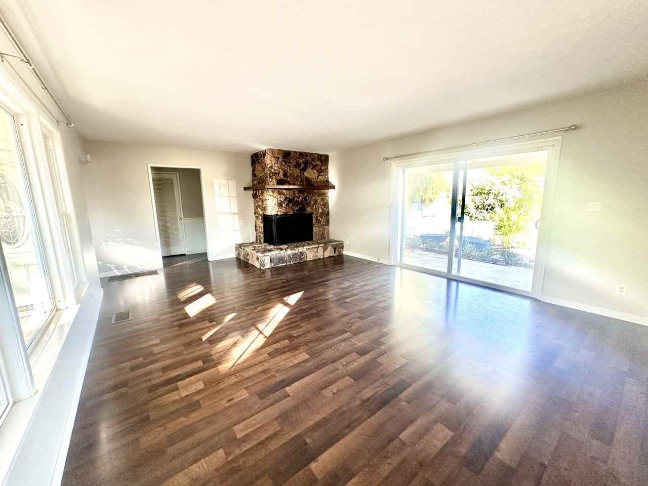 9071 Paradise Park Dr #1 - Photo 4 of 13