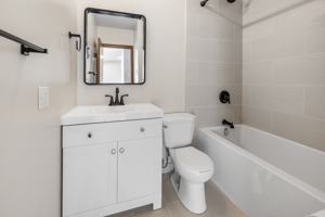 featured image of 2163 Hamilton St #4