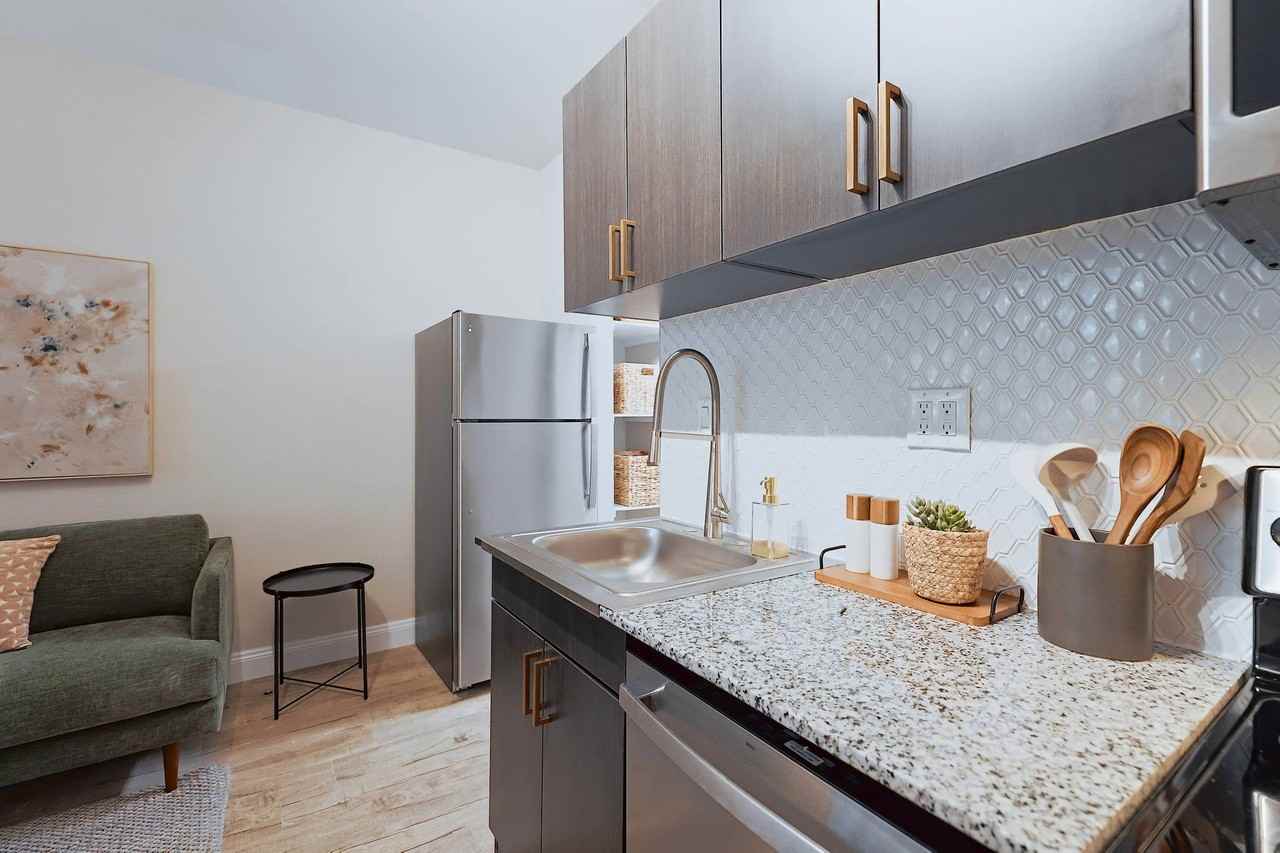 VEER Apartments - Photo 2 of 50