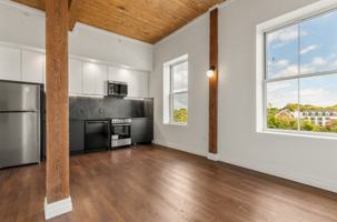 featured image of 105 Court St