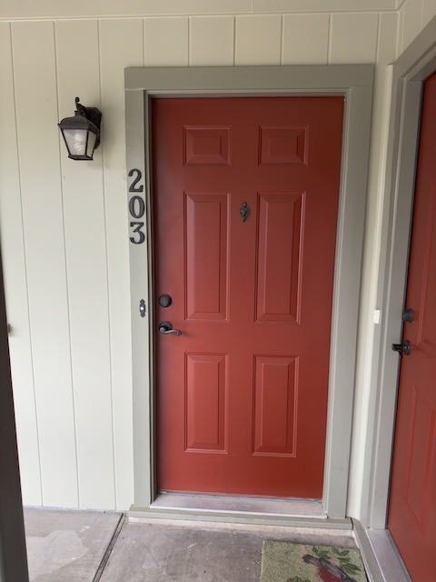 1407 W 39th 1/2 St #1 - Photo 3 of 12