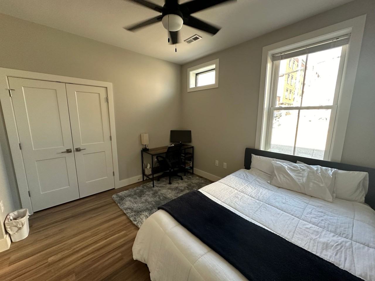 113 E 6th St - Photo 7 of 19