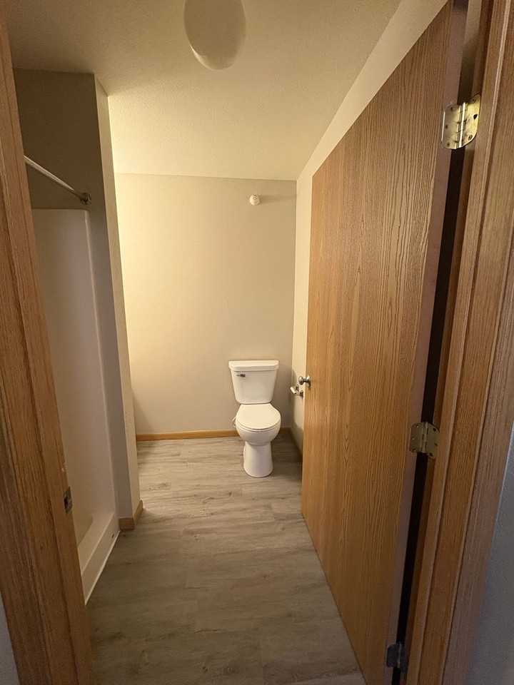 Eagle Pointe (2550 Voyageur) - Photo 6 of 22