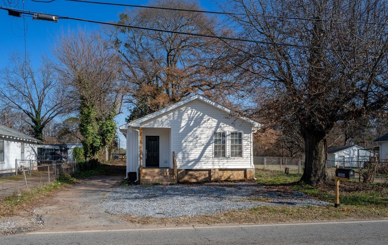 206 Boundary Dr #1 - Photo 3 of 18