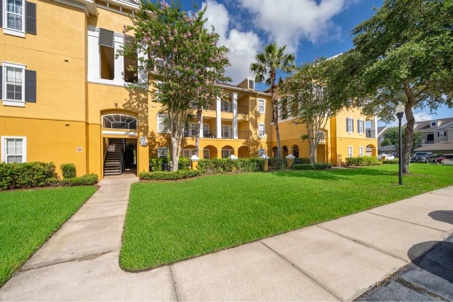 8112 Claire Ann Dr #207 - Photo 3 of 12