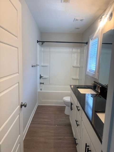 Barry Dr #455 - Photo 3 of 8