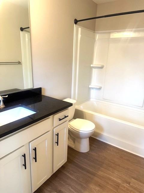 Barry Dr #455 - Photo 4 of 8