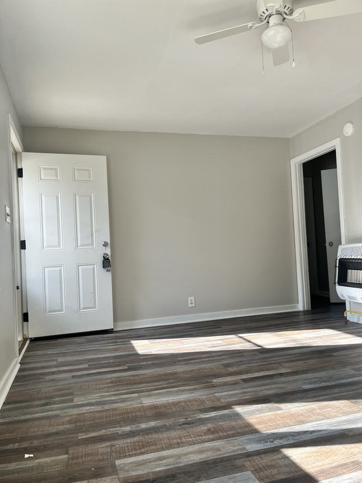 55 Cloverdale St #1 - Photo 2 of 12