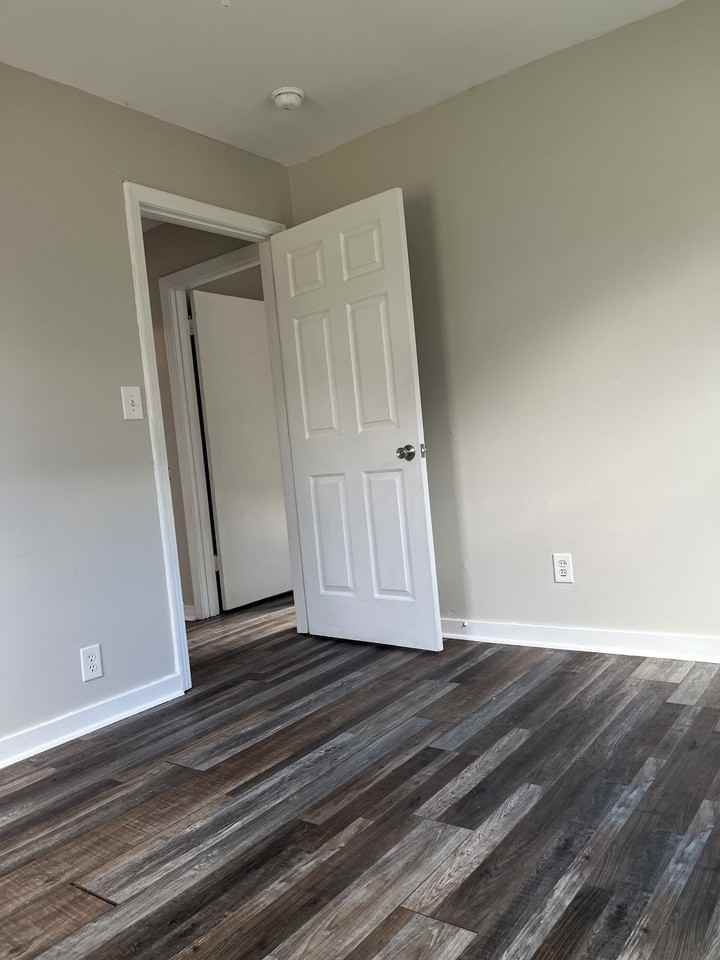 55 Cloverdale St #1 - Photo 5 of 12